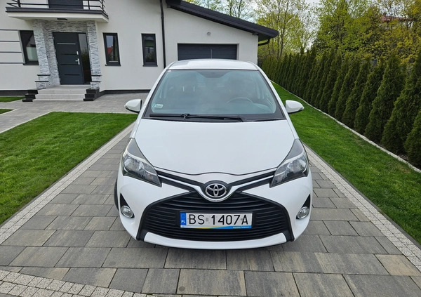 Toyota Yaris cena 34000 przebieg: 149000, rok produkcji 2015 z Suwałki małe 56